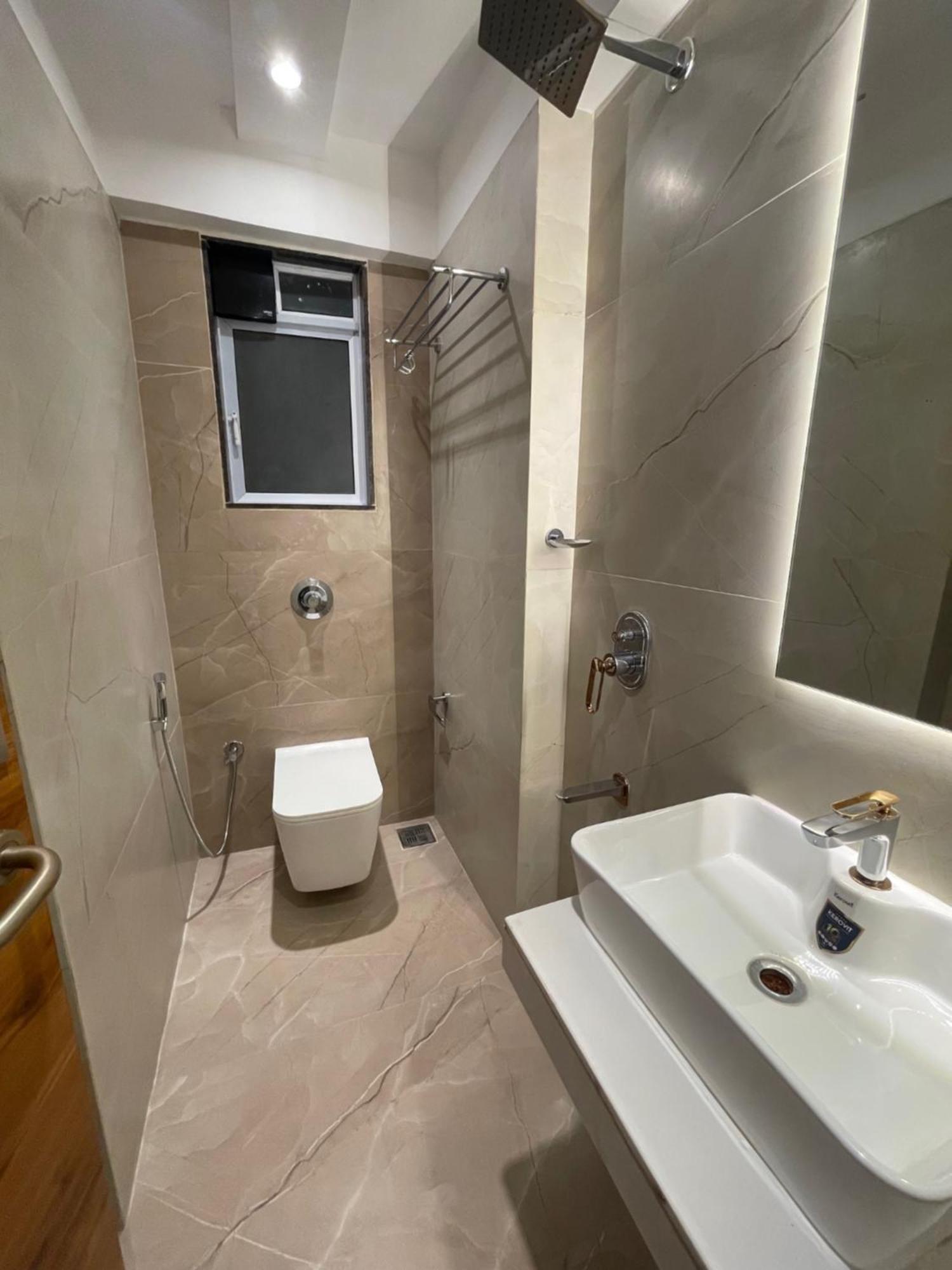 Home2 Suites And Service Apartments, Mumbai Airport Exterior foto
